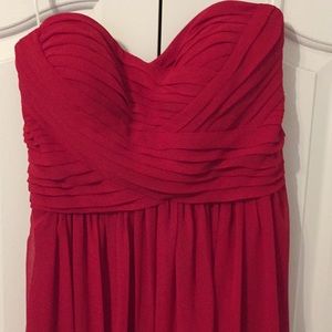 Deep red strapless prom dress